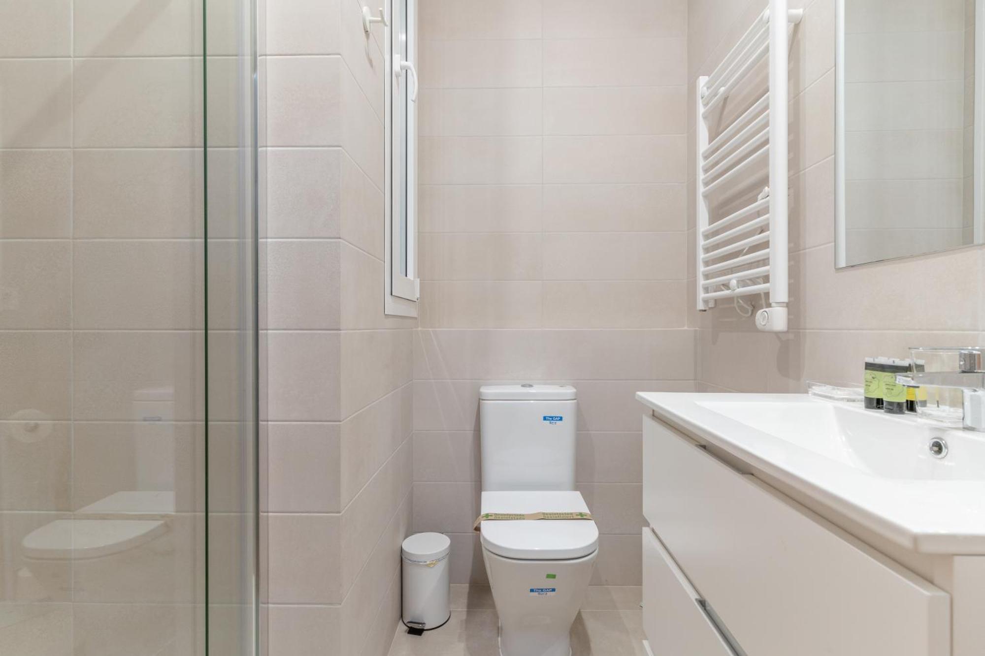 Spacious Central-3Bedrooms 3Bathrooms-Sol Madrid Bagian luar foto