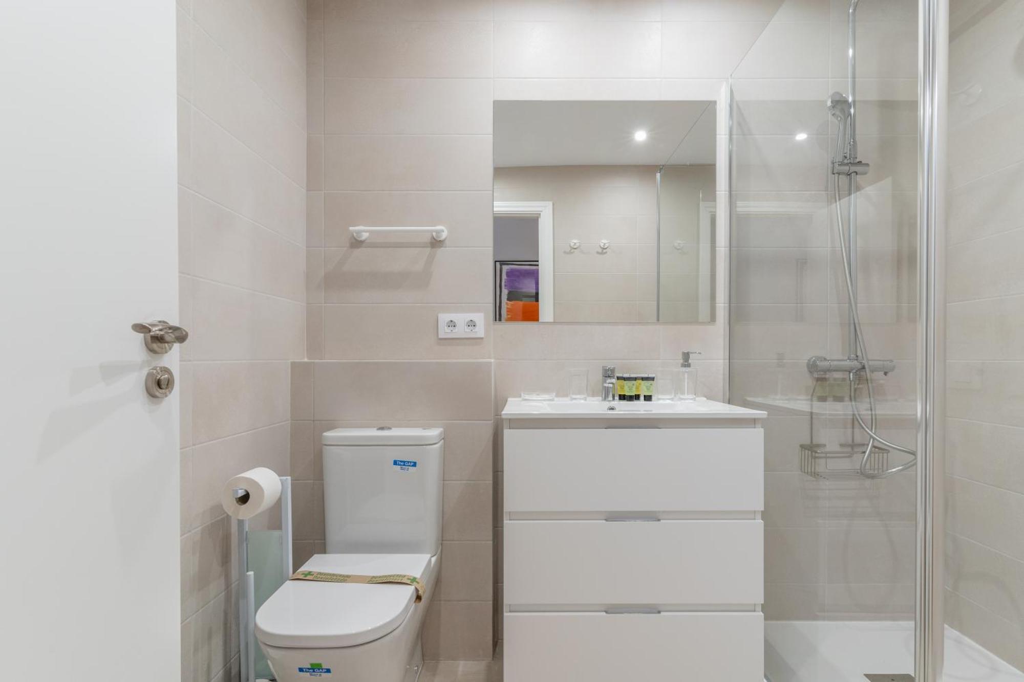 Spacious Central-3Bedrooms 3Bathrooms-Sol Madrid Bagian luar foto