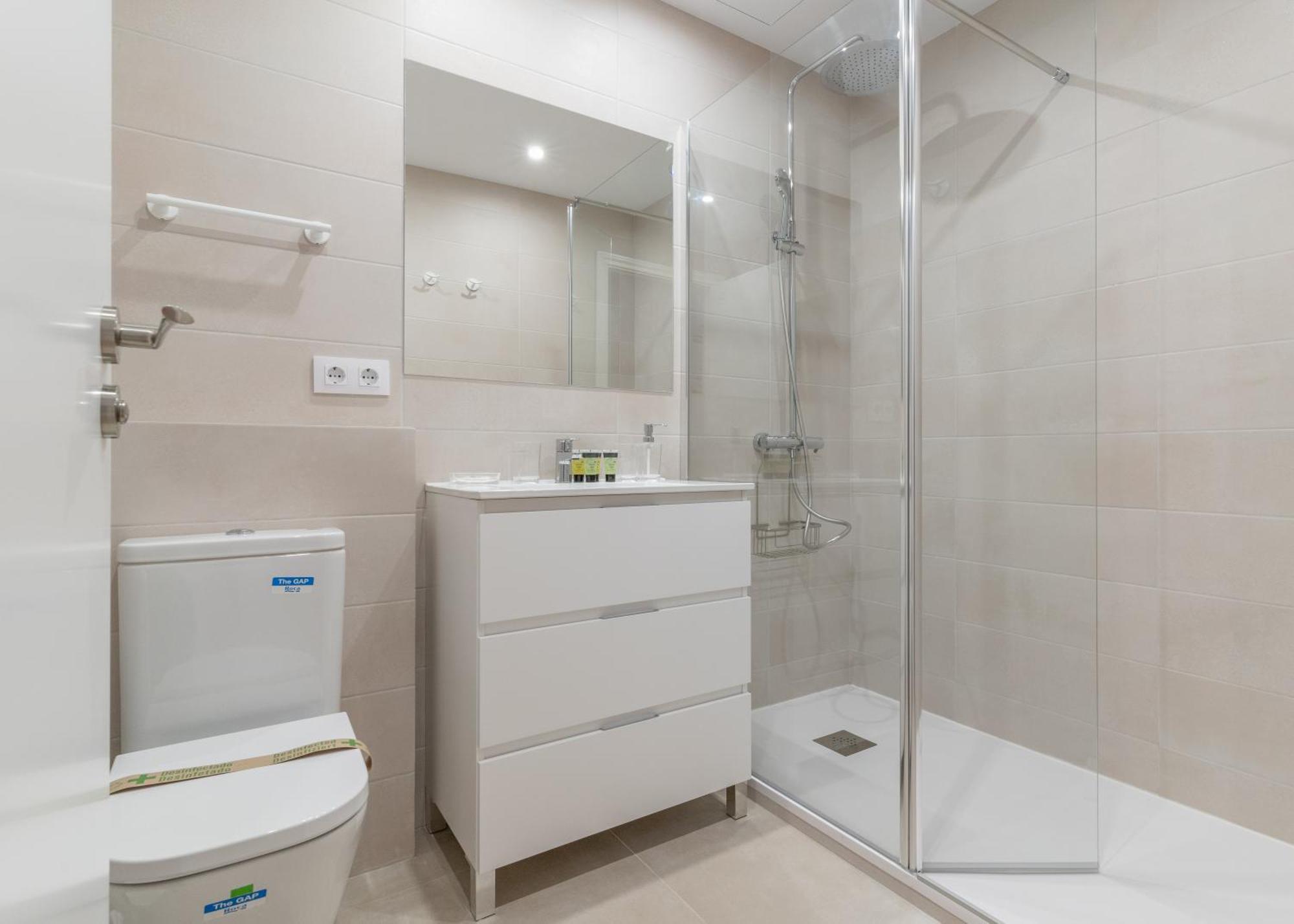 Spacious Central-3Bedrooms 3Bathrooms-Sol Madrid Bagian luar foto