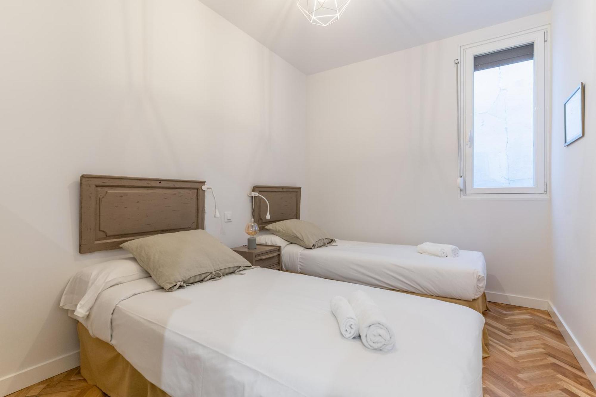 Spacious Central-3Bedrooms 3Bathrooms-Sol Madrid Bagian luar foto